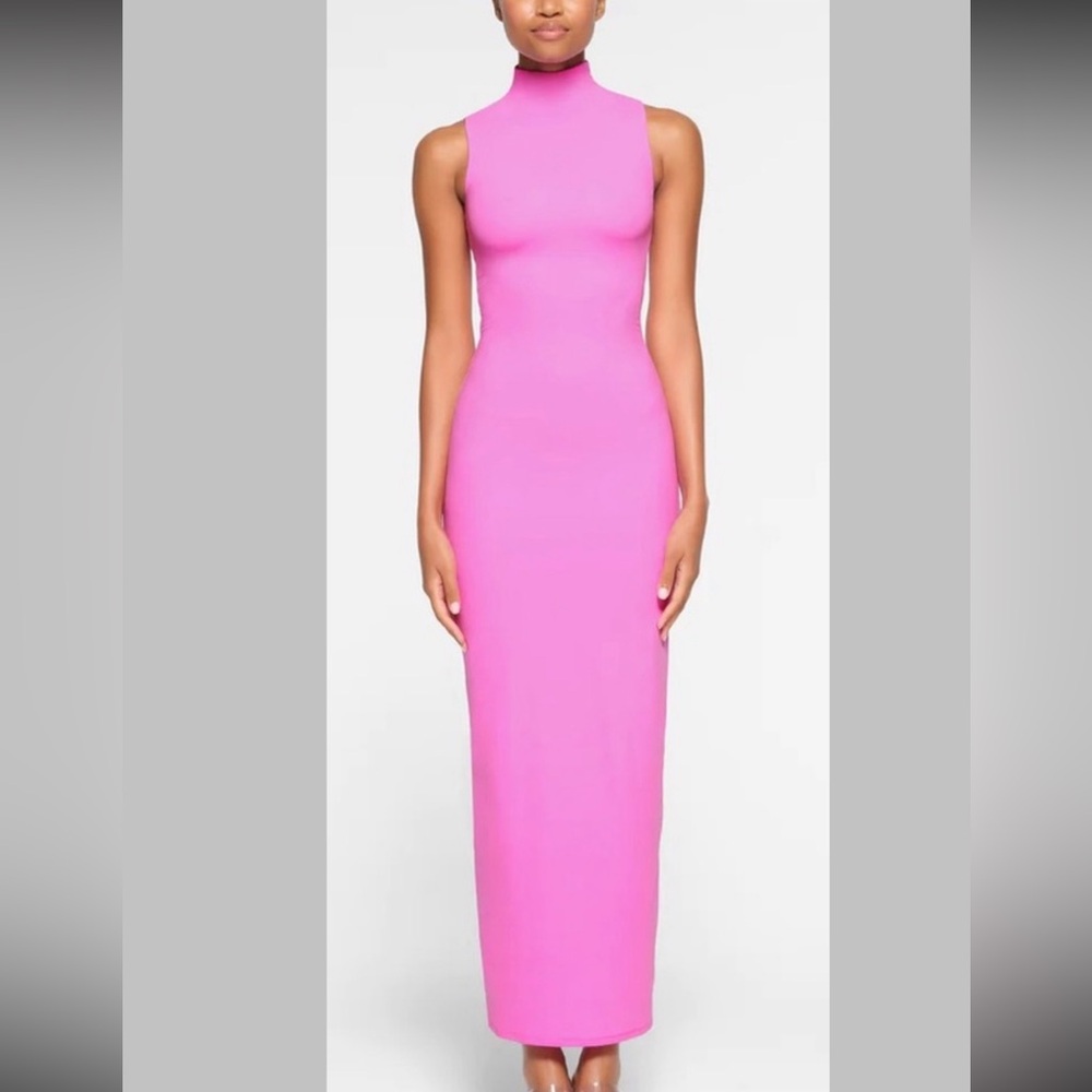 NWT Skims Pink Sleeveless Women's Pink Dress Size Small